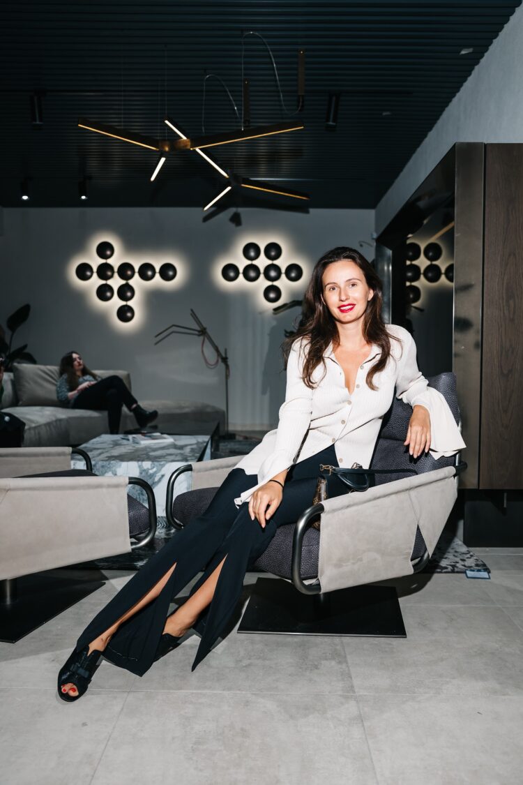 Концептуальное пространство HENGE открылось в ТРИО-Интерьер